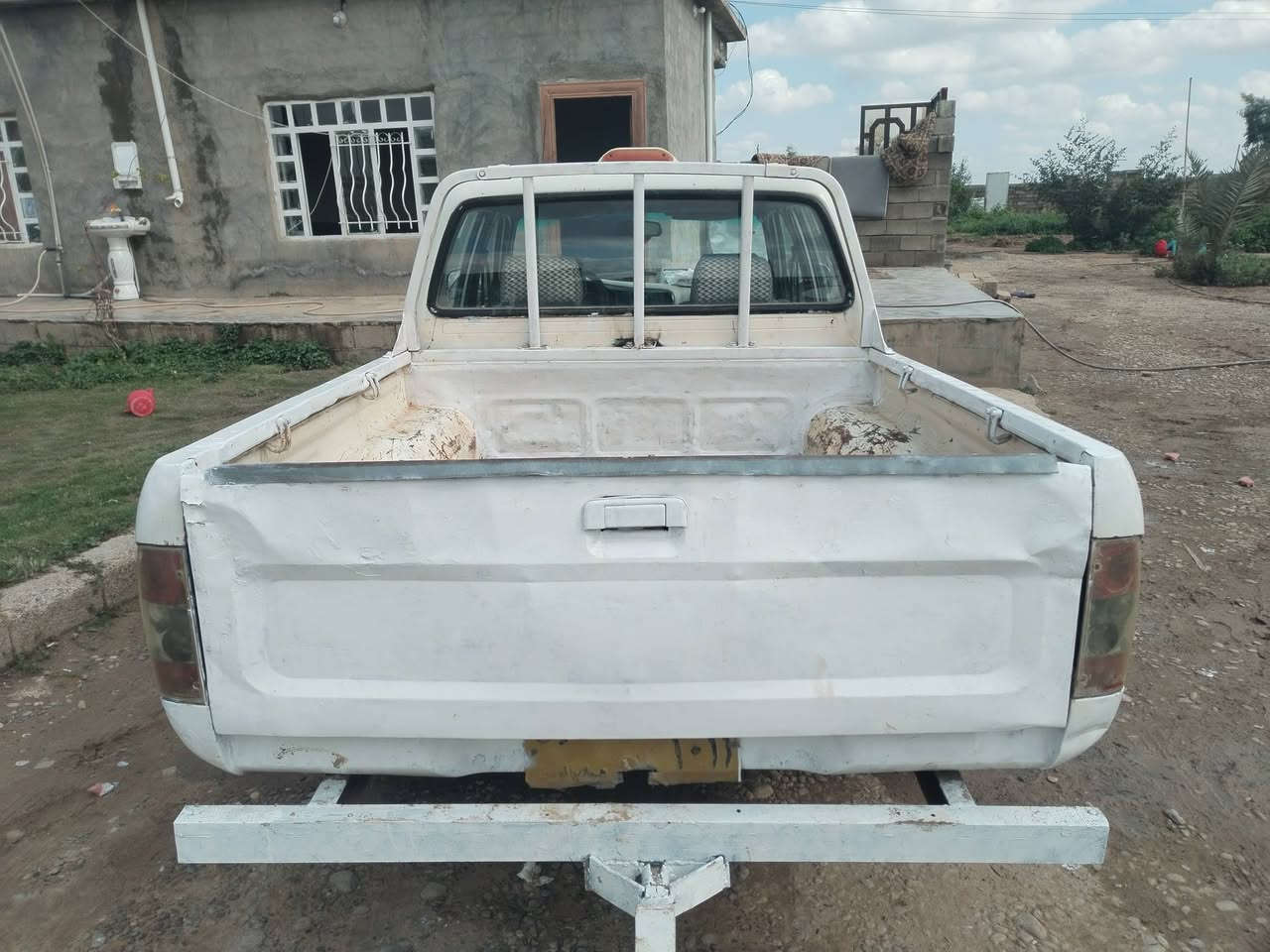 أدمرال 2007 رقم صلاح الدين سنويه منتهيه ب 18 مابيها ضباره كير محرك صدر تواير شرط السعر 25 وبي مجال ***********
