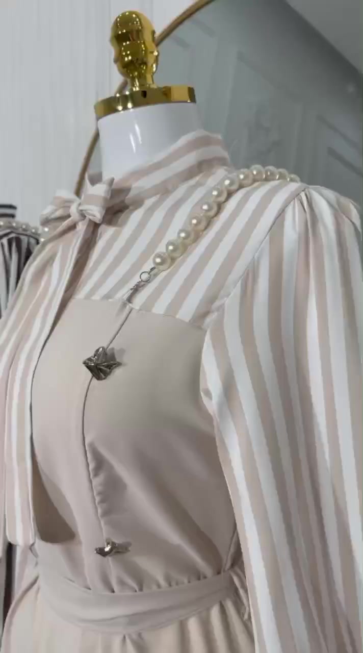 فستان انيق خامه دبل  ايطالي
قياس 48/46/44/42/40/38/

السعر 20


**إذا كنت صاحب هذا الإعلان وتريد حذفه لأي سبب، رجاءا أرسل رسالة إلى الدعم الفني**