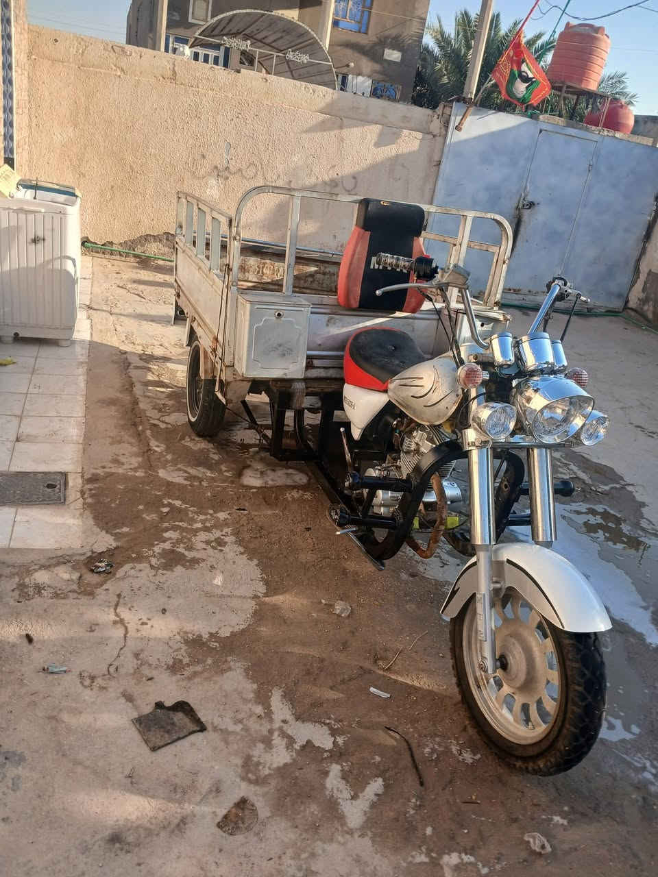 سلام عليكم ستوته للبيع موديل ١٨ اوراق اصولي ماعايزه شي نكره نسلف مكاني سماوه سعره ١٢٥٠ قفل شراي اتصل ***********
