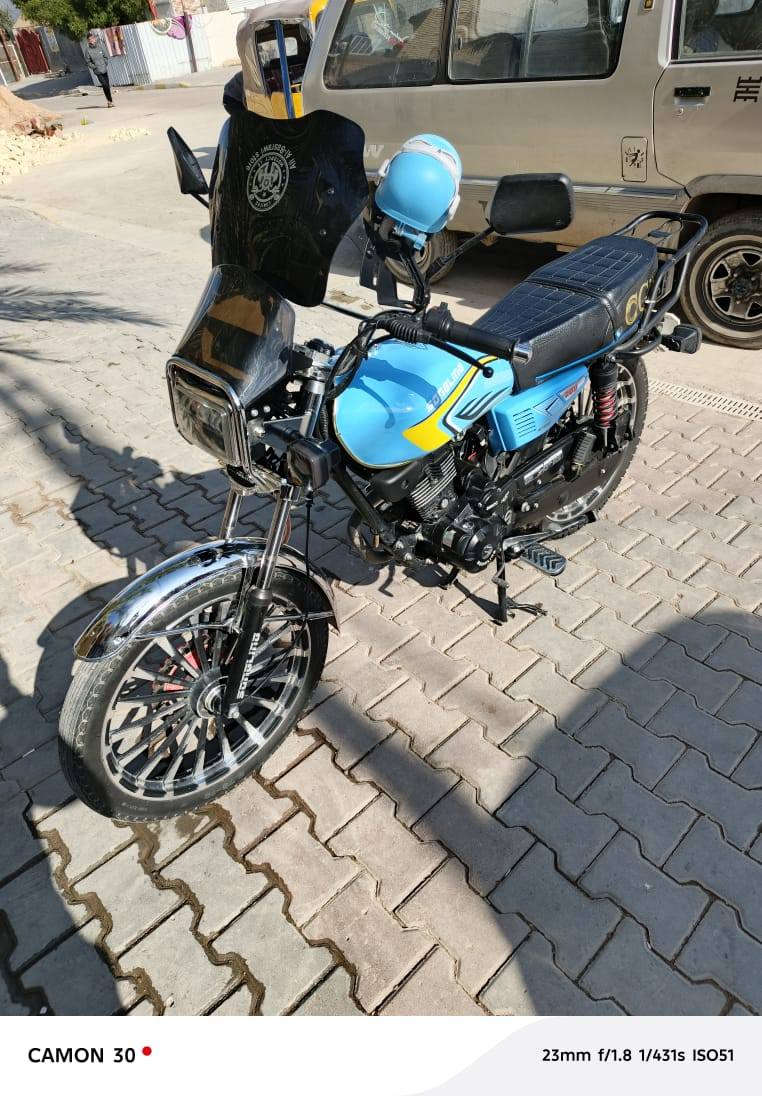 السلام عليكم دراجه سيفان محرك 200 الدراجه موديل 2026 استعمال شخصي ما مشتغله دلفري ابد السعر 850 وبيها مجال تأمرون امر *********** واتساب فقط
