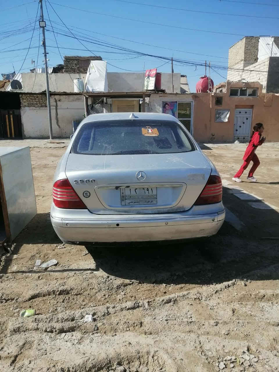 السلام عليكم مرسيدس مكفوله باب طويل ٢٠٠٢
محرك جديد حداديه جديده كهربائيات كله تبديل جوينات راديتر وفريز جديد لحد الان ماشاحنه غاز كمبريير جديد ويل ١٦ بلادي تخم تاير جديد سياره ماناقصه شي عوزها شغلات بسيطه كلش  السعر ٩٠ وبيها مجال مكاني بابل ***********
