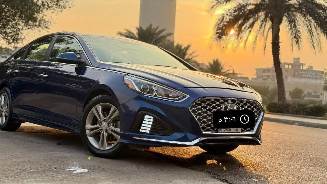 سوناتا امريكي موديل 2018
بيها ٣ قطع رش بدون معجون بدون دواخل 
مكينه ٢٤٠٠ 
ماشيه ٧٠ الف 
كير مكينه حداديه لغد وشاصي كله كفاله 
ايرباكات كله سليمه 
فول مواصفات عدا الفتحه 
بصمه دخول ذكي 
رادارات جانبيه اماميه 
تحديد مسار 
توقف ذاتي 
مانع انزلاق نزول منحدرات 
مرايه اوتودم 
كرسي كهرباء 
مقاعد تدفئه 
اشاير بالمري 
فول تحكم ستيرن 
شاشه ابل كار 
كامره دواره 
مودات قياده ٣ انضمه 
السياره كلش جديده ونضيفه ع ايدي صدر تايرات منضومه بانزين تدفئه تبريد كله جديد رقم بغداد مشروع وطني مكاني بغداد 
السعر ١٢٨ مجال قليل 
***********
