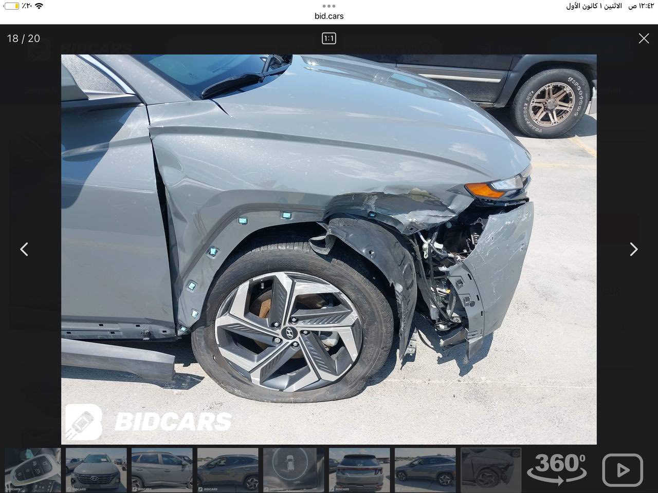 السلام عليكم
توسان وارد امريكي موديل 2024 لون إسمنتي مميز
ماشية 16 وحادثها. موضح بالصور فول مواصفات واحد على واحد  مكينة 2500 سياره بانزين فقط السياره بالزركة تدخل بس المشتري بدون كمرك الكمرك على المشتري كبل بسمة تدخل اوراقها السعر 165 وبيها شي بسيط ***********
