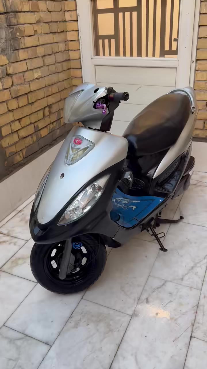 دراجه كامكو V2
الدراجه نضيفه كفرات او مكينه 
السعر 600 قفل بدون عمله مستعجل على بيع
مكاني الشطره  
الرقم *********** 
المو شراي لا يتصل
