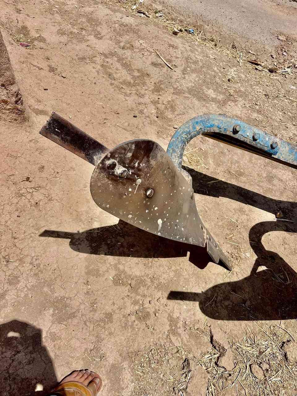سلام عليكم فدان ثلاثي لبيع ***********
