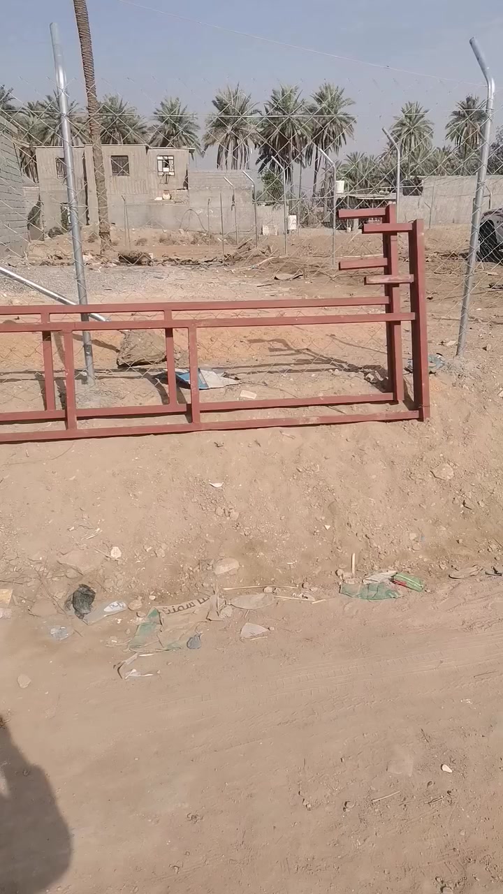 يالله قطعه للبيع مساحتها ١٧٠متر الرشيده فرع المي اروه مدفونه ومسيجه وسعر امناسب ١٤وبيه مجال عرض الشارع ٨امتر شارعه ريسي الاتصال على الرقم ***********
