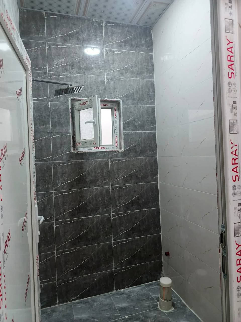 #اعلان
دار للبيع طابو صرف في منطقة ال ٥٥
مساحة ١٠٠ متر
رقم العقار ٥٥/٢٠٠٧
بناء حديث مثل ما موضح في الصور
السعر ٧١ مع مجال
للاستفسار الاتصال بالرقم ***********
او زيارة مكتب اق صو سايدين كوباني قرب صيدلية غصن زيتون
