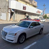 كرايسلر 300 • ٢٠١٢ • رش ٣قطع