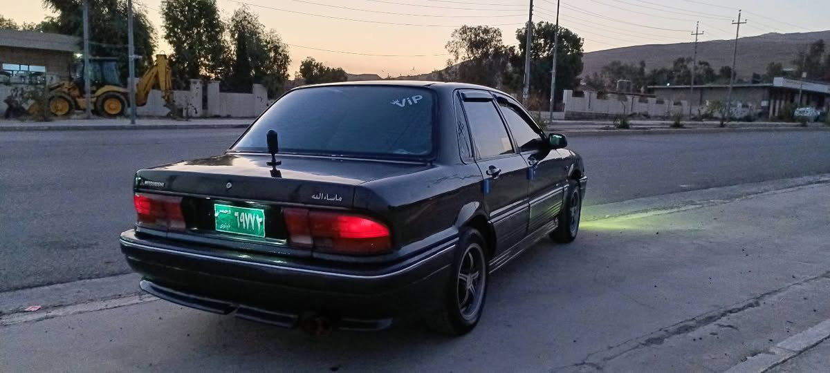 بەناوی خوای گەورەو مهرەبان 
***********سعر 30گەڵاو معامەلەیەکی کم 

گڵاند 63مۆدیل 91ئاڕم پلاستیک سۆران بەشەرتی ئەوەلیات  مەکینە 63بەخ گێڕومەکینە بەشەرت   سڵایتە  ئاوێنە کاڕەبای    چوار جام کارەبایە  کورەکراوە بۆجوانی    چوار ویلو تایی نوێ    لێدراو براوە وەرگەڕاو بەشەرتە   گاعیو ناوگاعی تازە تێگیراوە   تەنزیلو سەماعی نوێ   بەرگەکوشنی نوێ    کارەبای هەموگیانی بەشەرت  شوێن کۆیە أربيل, العراق
