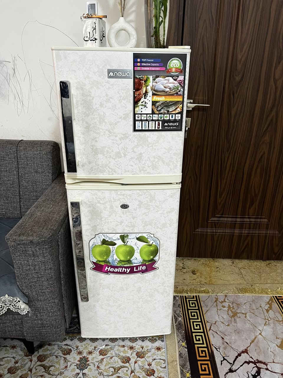 كاونتر نظيف اخو اجديد سعره ٣٠٠ الف
ثلاجه نطيفه حيل سعره ١٢٥
ميز بلازمه جديد سعره ١٢٥
تخم عشر مقاعد بي زرف صغير مثل مموضح سعره ٣٥٠
عنواني بغداد رقمي ***********
