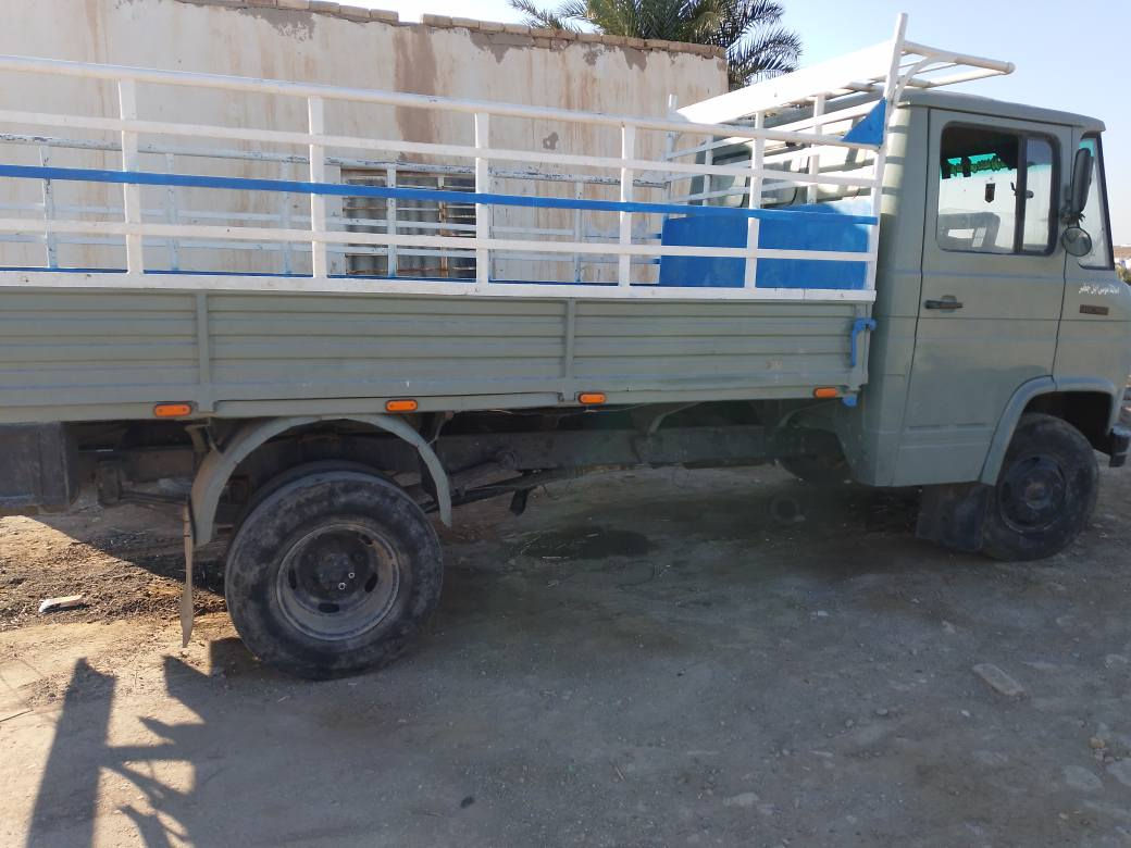 سلام عليكم خرسة للبيع موديل 81رقم بغداد تحويل ثاني يوم سنويه تنتهي 2027 السياره تخم تأير كير مكفول مكينه بيهة خيط بخار بسيط شاصي مكفول رقم شاصي واضح السعر 8مليون للاستفسار حصة الگاز 75لتر واسط الكوت قضاء الحي قرية جميله قرب مفرك الموفقيه ***********///***********
