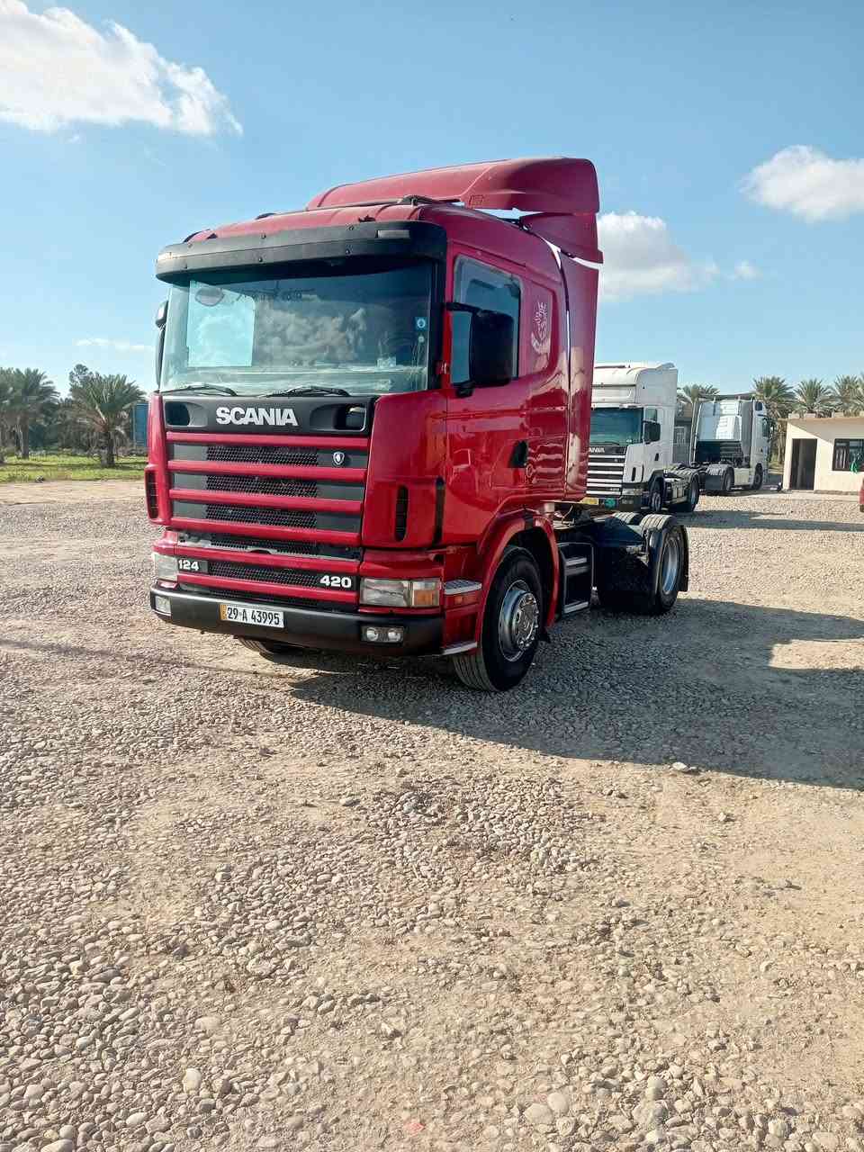 سلام عليكم سكانيه موديل ٢٠٠٣ مكينه انجكتر كفاله عامه رقم واسط دولي شرط تحويل ***********/***********
