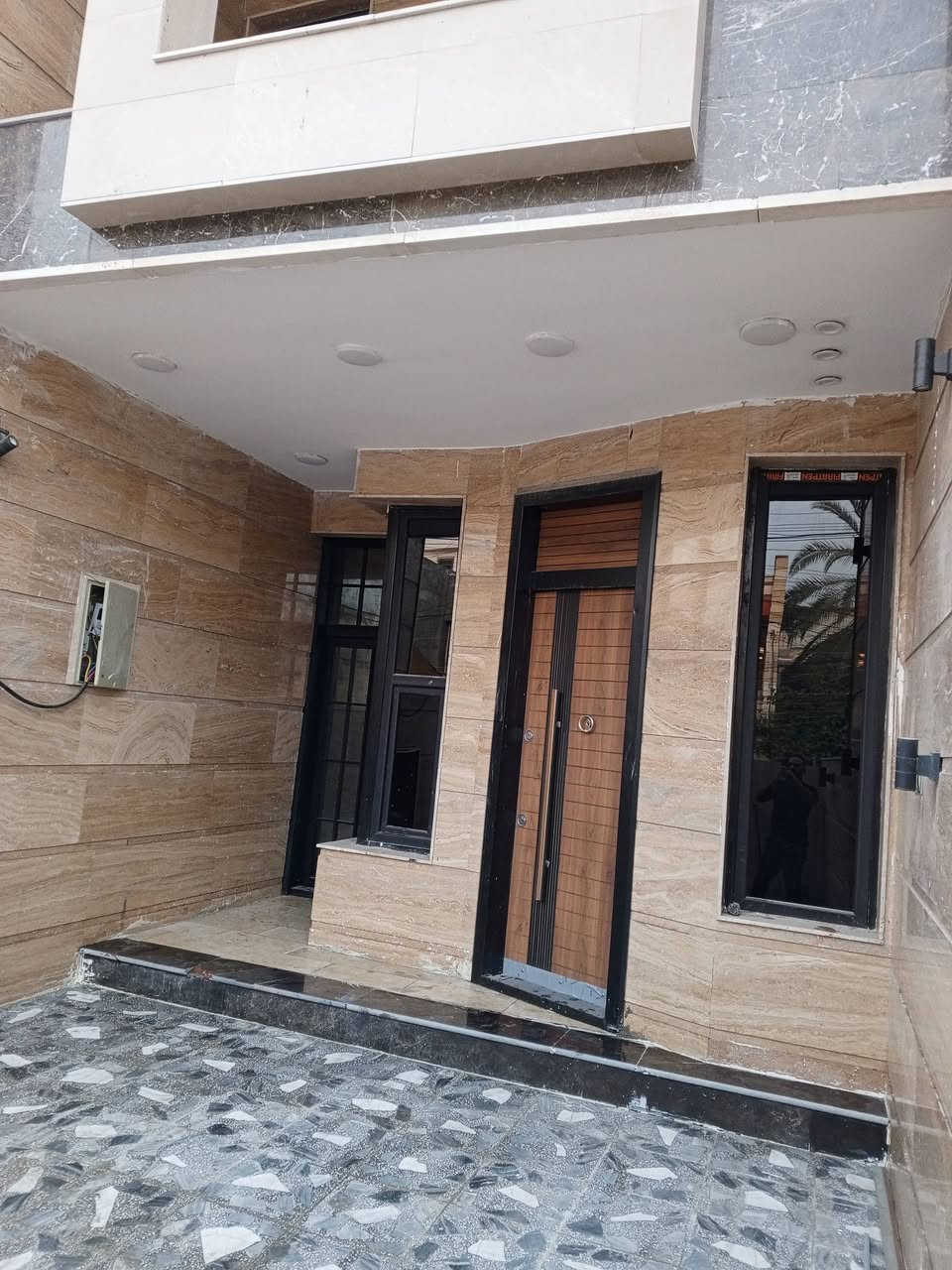 منزل للبيع في منطقة العامرية مساحه 150م زيرو بناء 2025 يقع في مربع الكبيسي موقع مميز جداً للاتصال ***********
