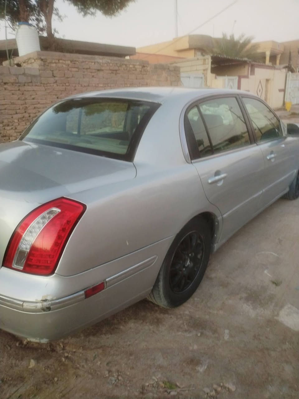 السلام عليكم
كيا امانتي2007 باسمي جاهزه وارد أمريكي السعر 65 ورقه بيه مجال 
محرك كير كهربائيات تبريد سياره جاهزه 
الاتصال ***********
