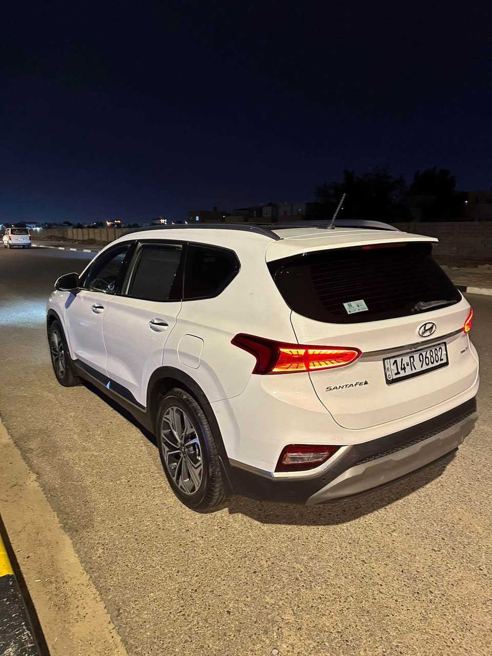 سنتافي 2019 خلجيه مبدل جاملغ ايمن نفس الون مال شركه 
كشنات كهربائيه + تدفئه + تبريد 
كشنات جلد
مكينه 6 سلندر 
تبريد 3 قطع 
7 راكب
بردات خلفيه بلاد 
بصمه تشغيل + ابواب
صندوك كهربائي 
بنو راما 
ماشيه 78
سايد بريك بصمه 
سياره فول 1/1
رقم الهاتف *********** البصرة, العراق
