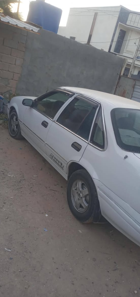 السلام عليكم 
برنس فراشه موديل 96 للبيع سياره معمره حلوه محرك بيه خيط تبخير بدون تنقيص ولا يحرك دهن عارضها 28 للاستفسار الاتصال على الرقم ***********
