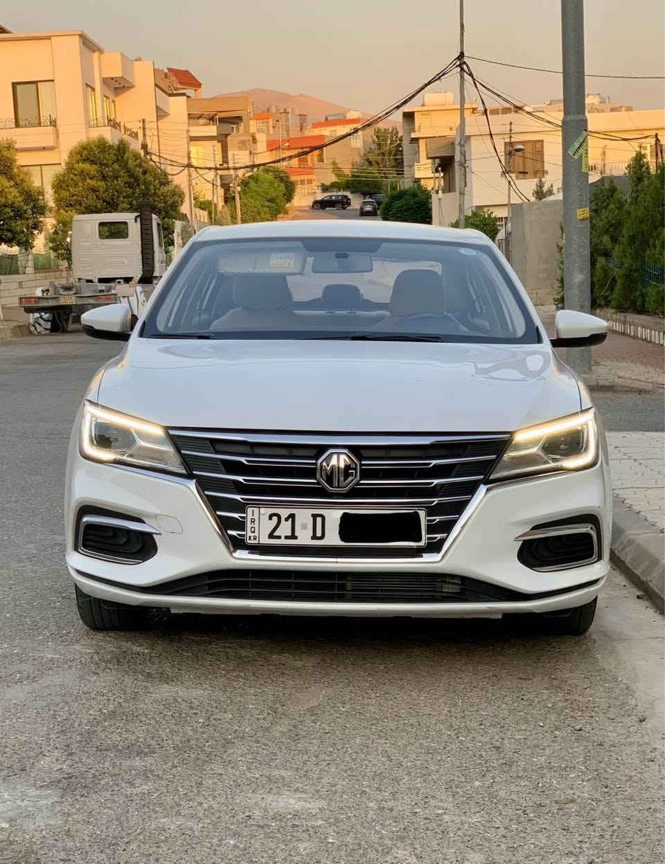 MG5 Comfort 2024🈲
❇️کۆمفۆرت- 30000 کم ڕۆشتووە -تەنها دۆسەی سایەق بۆیاخی هەیە بێ سارد  بێ تەرزە -زۆر پاک و جوان -هەموو گیانی لەسەر دەقی شەریکەیە
💯ئۆتۆماتیک-بەصمە-شاشه-كامێرە-حاسە-ناوکرێمی-دوو مۆدی لێخوڕین-پێش و دوا ليد-ئۆتۆ لایت -ویلکەپ-ئیشارەتی سەر ئاوێنە- تحدید سرعە ـ ڤۆلیۆم-ABS-تەبرید لەمس -حساس تایە 
✅🥇 گاعی قاڵبی بۆ کراوە - تازە ڕۆنی گۆڕاوە
🕹️شوێن / سلێمانی 
نرخ/103 💵
📲 *********** السليمانية, العراق
