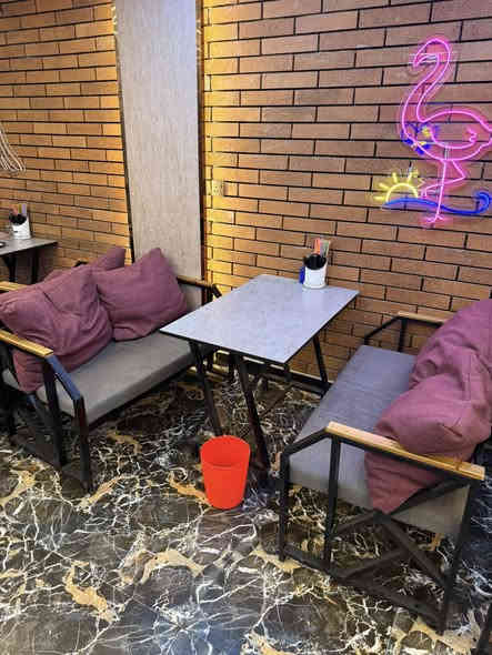 ميوزه وكراسي ومخدات كاملة نضافتهم مثل مموضح بالصور عنوانهم بغداد الحسينية للاستفسار: ‭٠٧٧٠ ٧٩٢ ٥٠٢٧‬
