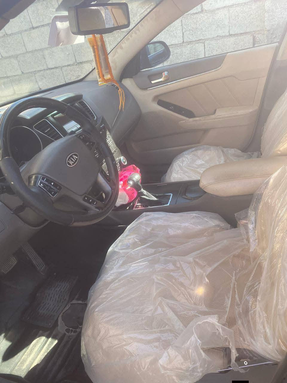 السلام عليكم شباب كادينزا خليجي ١٢ بيها حزام تنباع أقساط مقدمه ٦٠ والنقد شده وعشره
مكلف بالنشر 
العنوان ديالى 
‎0777 052 8135
