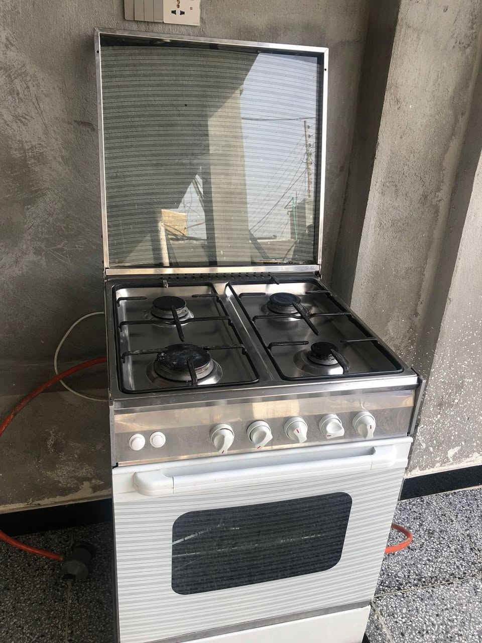 سلام عليكم غراض نضيفه  طباع اخو جديد سعره 85 مغسله جديده ٣٥ وكيزر جديد ب ٦٠ ميز مال طعام ب٦٠ مكان الحسنيه راجديه ***********
