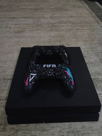 بلي 4 فات مع كامل ملحقاته  ذاكره 500 السعر. 200 الاتصال على الرقم او ا...