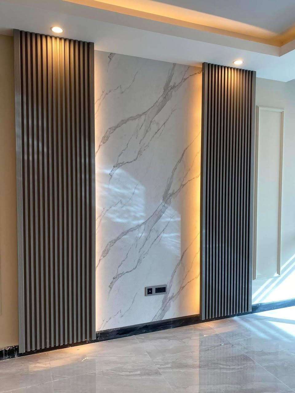 السلام عليكم
صباغ اشتغل داخل 
وخارج أنواع الصبغ 
والتصليح بسعار مناسبه 
عمل جبس بورد كافه الديكورات 
وعمل طلاء الأسطح بلوتر ستوب
الرقم الاستفسار خاص *********** مفتوح(يوجد كادر استلام بنايات عماره مدارس إشراف مهندس)
