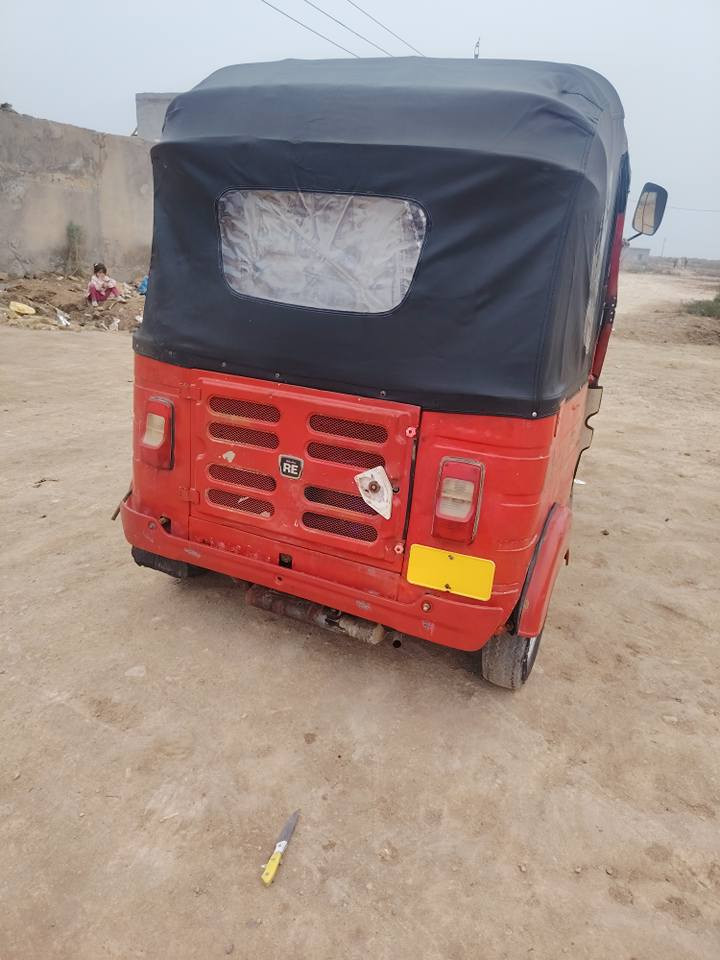 سلام عليكم تكتك رقم وسنويه ذي قار للبيع
موديل 2017 مكينه مال 20 تخبل جاهزه كهربائيّات شغاله كله السعر 3 وبيه مجال قليل مكان ميسان كميت ***********
