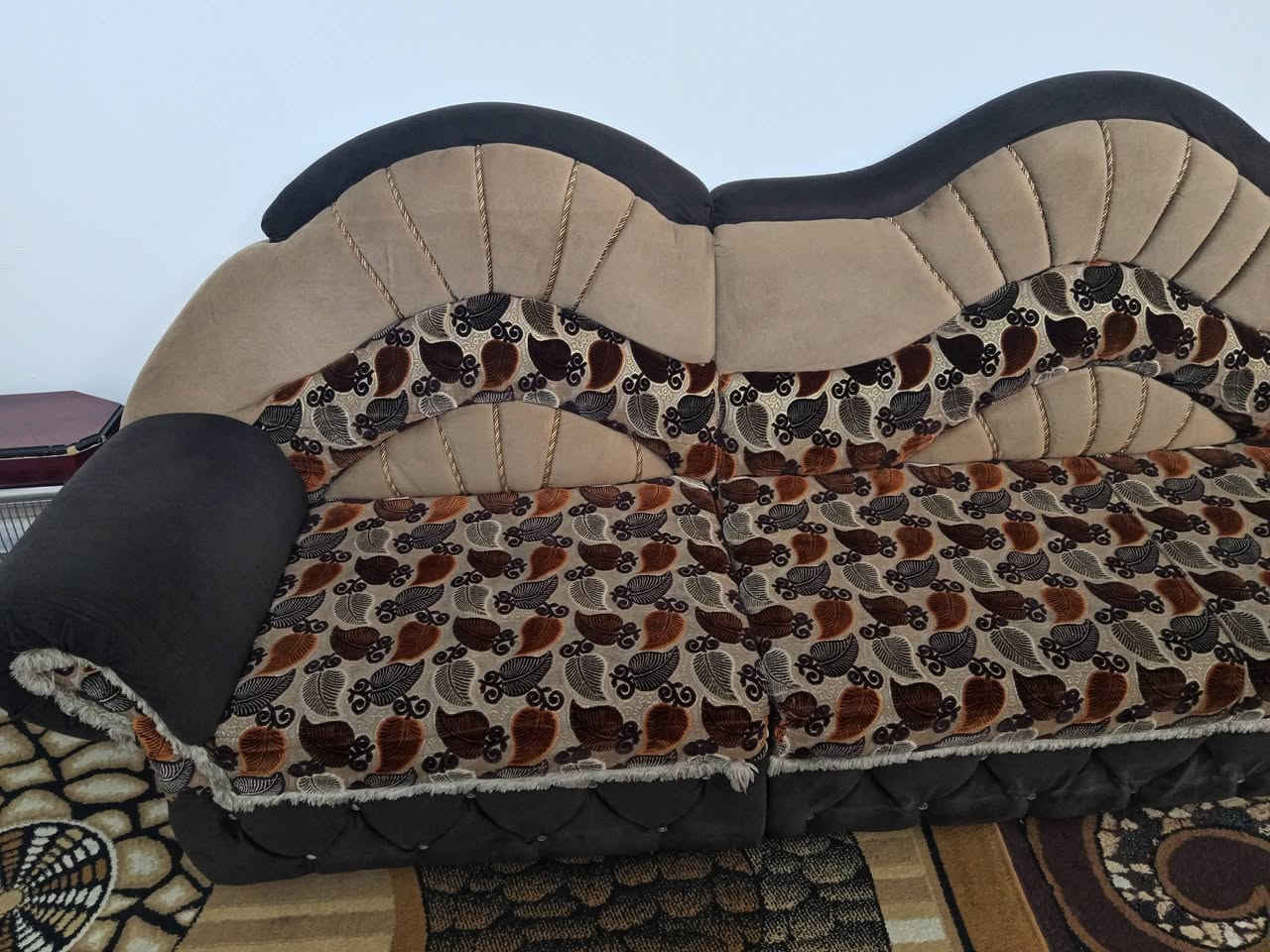 طخم للبيع النظافه فول الخشب ثقيل السعر ٢٠٠ وواضع بالصوره الشراي يراسلني  خاص  المكان بالمدخل مالشقق الخضراء


**إذا كنت صاحب هذا الإعلان وتريد حذفه لأي سبب، رجاءا أرسل رسالة إلى الدعم الفني**