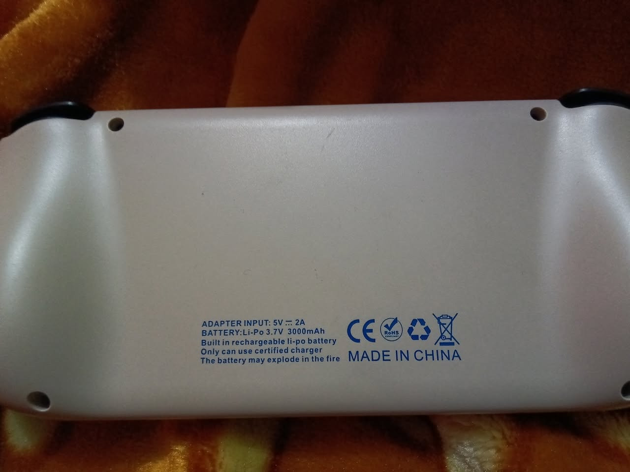 السلام عليكم، جهاز العاب كامل، شاشة كبيرة، رام 128GB, ينربط على التلفاز، ويا جوستك + كيبل HDMI الى Mini HDMI يعني گبل اول متشتري تگدر تربطه على التلفاز + كيبل شحن.

سعر 55 الف قفل.


**إذا كنت صاحب هذا الإعلان وتريد حذفه لأي سبب، رجاءا أرسل رسالة إلى الدعم الفني**