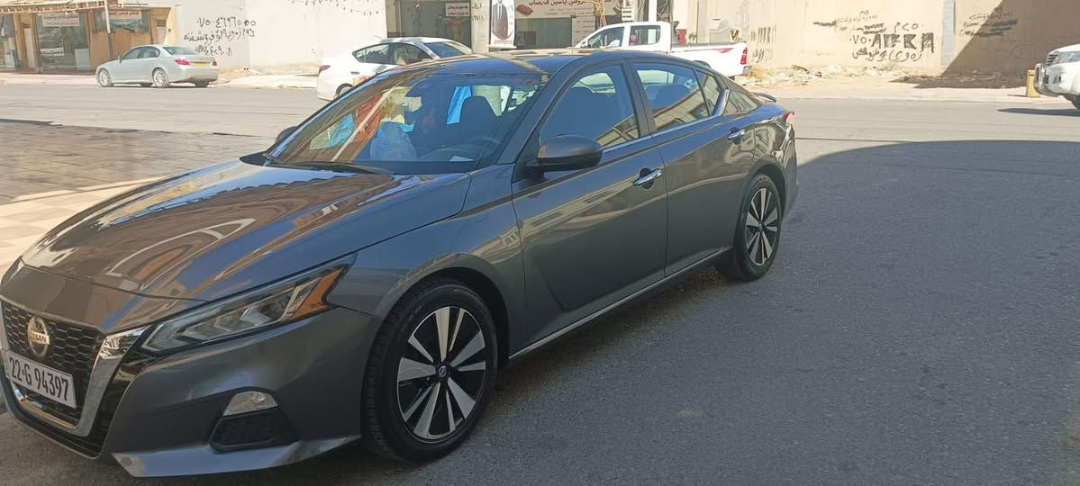 السلام عليكم 
نيسان التيما 
موديل 2022 
SV
ماشية 84 الف ميل
سيارة كلين بدون قطرة صبغ 
سعر 160 وبيها مجال بسيط


**إذا كنت صاحب هذا الإعلان وتريد حذفه لأي سبب، رجاءا أرسل رسالة إلى الدعم الفني**