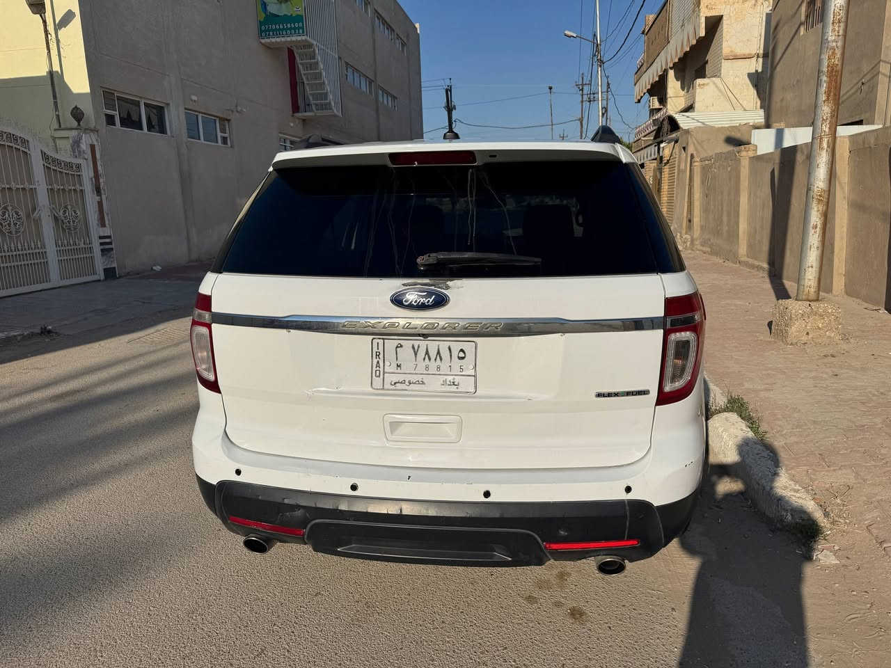 السلام عليكم 
فورد اكسبلور للبيع مديل 2013 وارد
حادثها بنيد تبديل بلادي وباب الخلفي مصبوغ 
وشبر بقبق الجنطه  فقط
رقم بغداد سنويه جديده مواصفات الاعتياديه
سياره استخدام شخصي على ايد وحده 
السعر 140 وبي مجال 
***********
