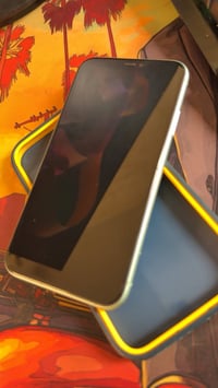 آيفون ١١ • ١٢٨ • مبدل بطارية