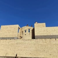 خلفه بناء طابوك بلوك حجر مكطوعه وبليوميه  07838393643
