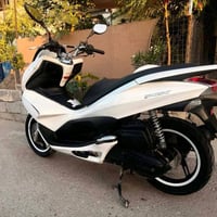 PCX للبيع دراجه جيل أول ياباني   كفاله عامه محرك كفرات   تجيب اي فيتر ...