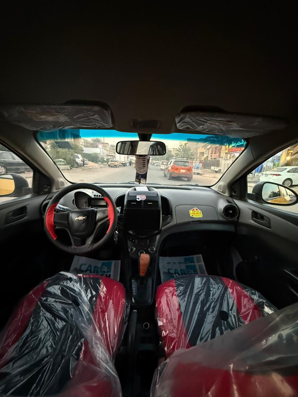 السلام عليكم أفيو سونك شوفر ليت موديل 2012 وارد خليج كير اوتماتيك محرك 1800 رقم بغداد رقم نكليزي مصفره هيه وغرامات وبحث تحول ثاني يوم السياره شاشه أندر وير كامره حساسات دوشه جديد داخلها على وضع الشركه كلش جديد جاهز من كل النواحي كير محرك تبريد صدر كهربايات ماتصرف عليها كل شي لان مجهزه من كل شي السعر (66 )وبيها مجال بسيط التصال*********** العنوان بغداد الشعب
