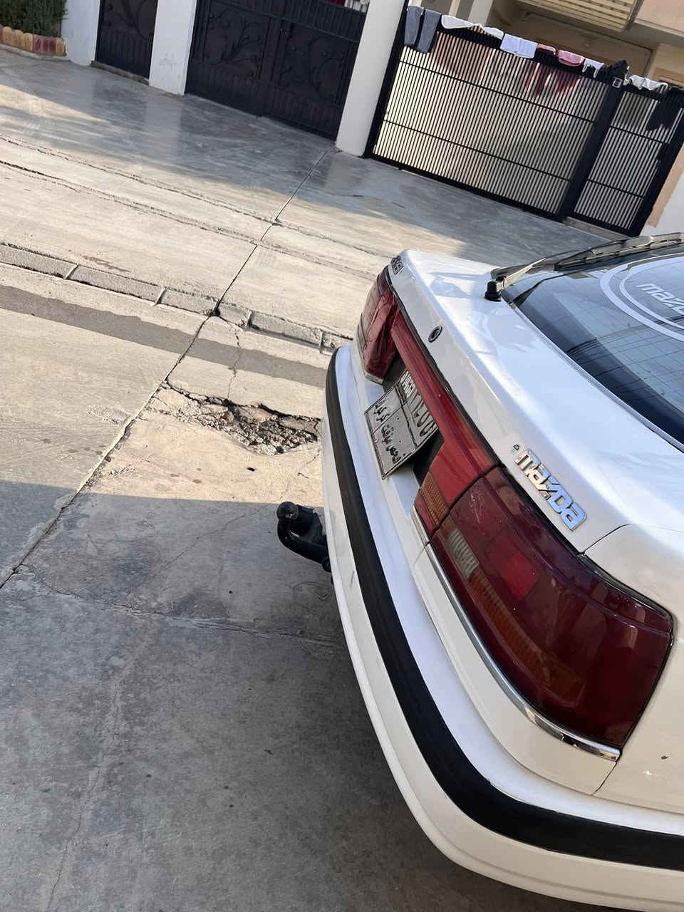 مازدا 626 1990 ئاڕم پلاستیک سلێمانی  مەکینە هەشت و بەخ
چوارجام کارەبا قفڵ مەرکەزی  گێڕو مەکینە و توندو تۆڵی بەشەرت  پەڵە پەڵە سبوخی هەیە 
شوێن چوارقوڕنە نرخی 34گەڵا
***********
