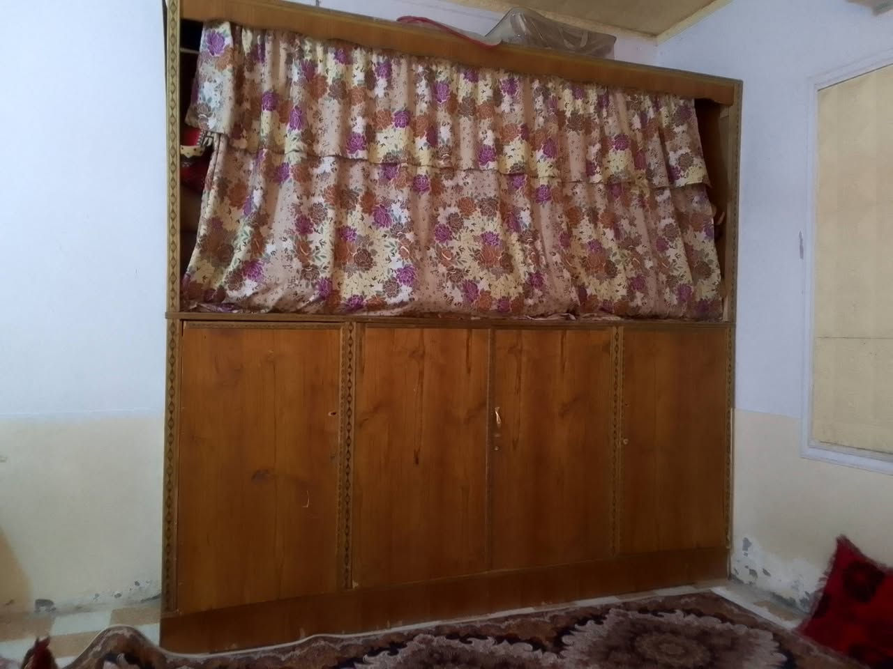 كنتور أو بوفيه سعرهن 300 بيهن مجال ديوانية بستان الخصيمه رقم ***********
