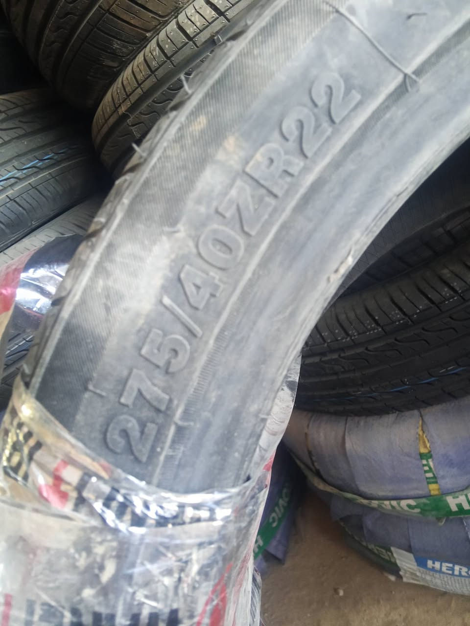 السلام عليكم
تك واحد حجم 22/40/275
انتاج 2024
الصناعة صيني 
السعر التك 90
العنوان بغداد اللطيفية 
***********
***********
