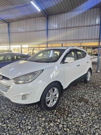 توسان • ٢٠١٣ • صبغ أمامي أيمن