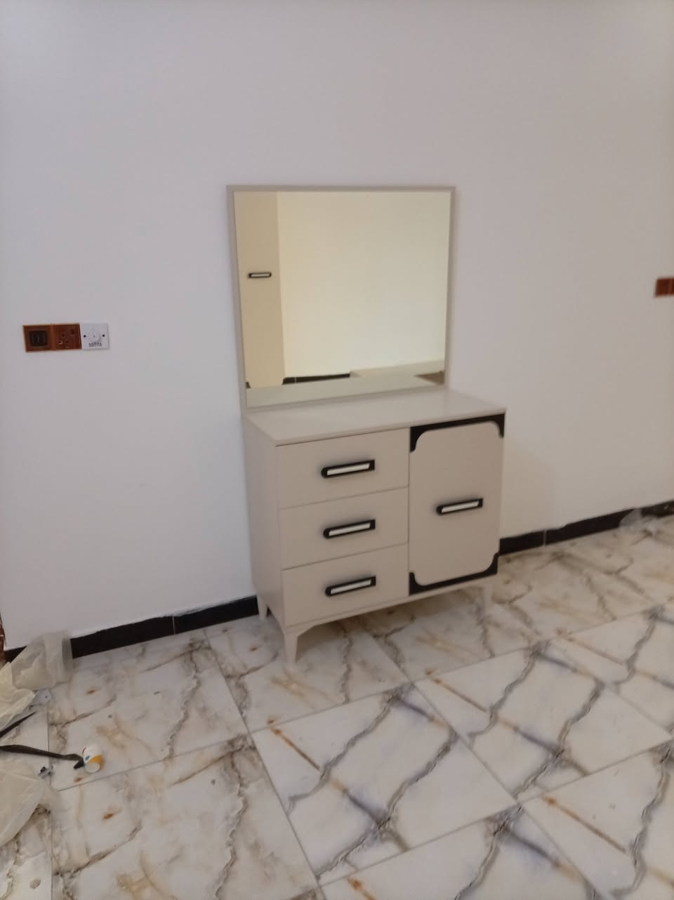 غرف نوم تركي شبابي البيع اسعار
جمله معا شد ونقل مجاني جميع محافظات
شنو تريد من غرف نوم تركي صيني عراقي
موجود معرض سعار جمله


**إذا كنت صاحب هذا الإعلان وتريد حذفه لأي سبب، رجاءا أرسل رسالة إلى الدعم الفني**