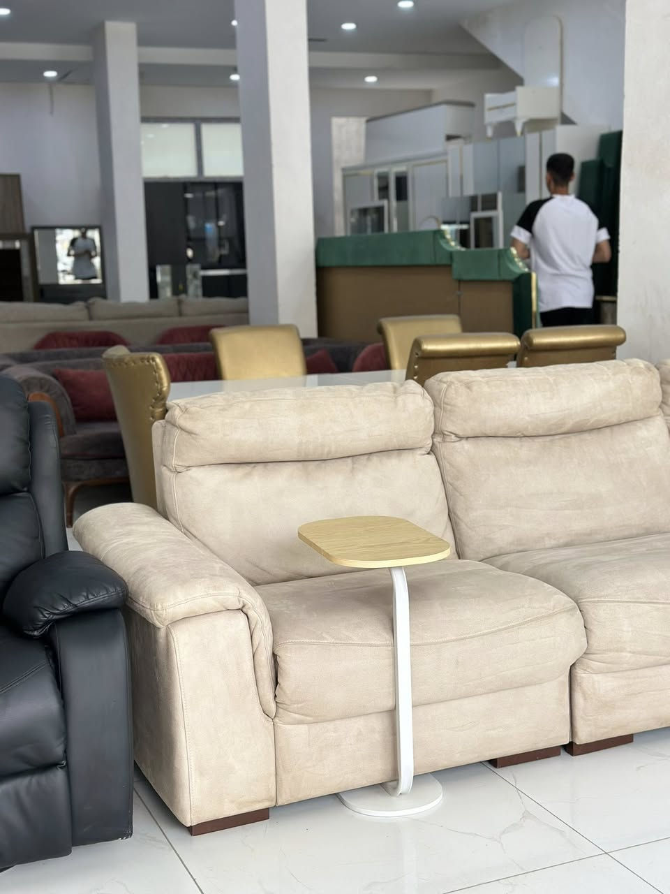 متوفر كورنار امريكي ماركه  7 مقاعد نضافه 95‎%‎  مع كورسي ليزي جير  مال استراحه  قطع متحركه وبي جواكر ثنين  تكدر تتحكم با لقياسات  حسب مكانك الخاص    

العنوان اربيل هفلان شارع المستعمل ( معرض الياقوت) 

وأيضاً نعمل بنضام الشراء جميع انواع الاغراض المنزليه الماركه الاوربي او تركي. فقط  الي بـ حاله جيده  

للتواصل واتس اب :


**إذا كنت صاحب هذا الإعلان وتريد حذفه لأي سبب، رجاءا أرسل رسالة إلى الدعم الفني**