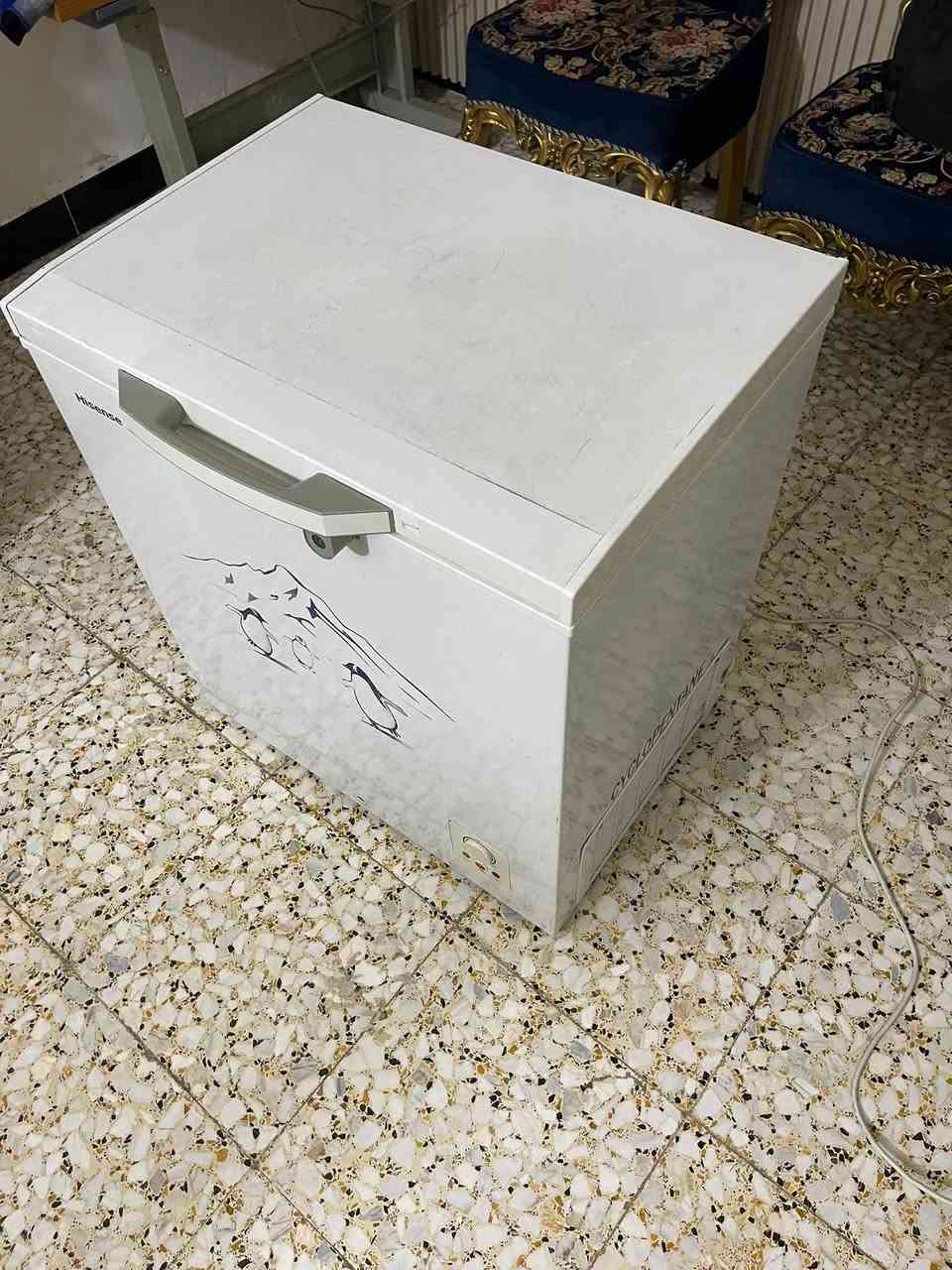 السلام عليكم مجمده للبيع نظيفه جدا السعر ١٥٠ المكان سيطره الشعب السريدات وهذا الرقم ***********
