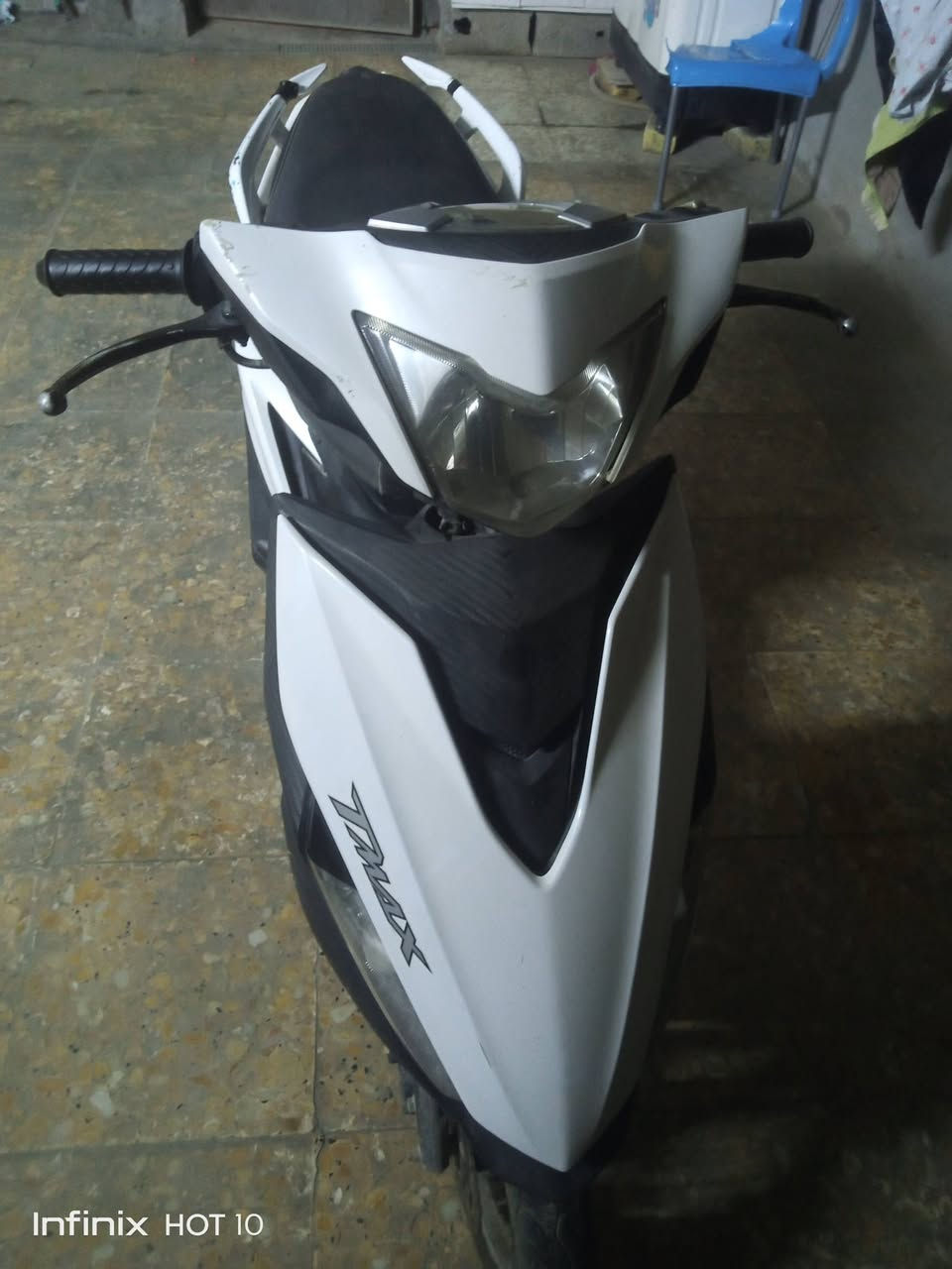 سلام عليكم ماكس صيني شغال كلشي ما بيها للبيع مكاني بغداد التواصل *********** واتساب
