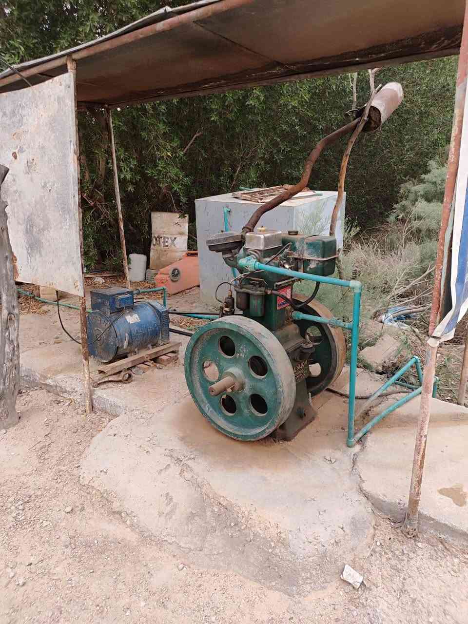 مولدة ماطور هندي نجوم 16 حصان مربوط على راس توليد نحاس ١٠ كيفي مع سلف وكافة الملحقات منصب ويشتغل ومكفول تجي تشوف وتفحص وتفتح في حال عجبك السعر مليون و 300
للاستفسار اكثر ***********
