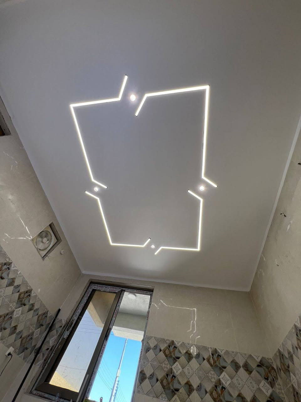 كافة اعمال الجبس بورد لمنزل احلى

عرض خاص لي جميع انوع ديكورات وصبغ الدور ولبنايات سعار تنافسيه 

سقف جبسن بورد 😍

سحبات واركان كلها من فوم صلب 💙

مستعدون _ لأعمال _ كافة _ التصاميم _ الديكورية

للمنازل _ المولات _ دوائر الدوله 

بيتك هو الأجمل مع شركه بلاك بورد للديكورات الداخليه 

كل ما عليك بس ادز رقمك الخاص وراح يجي كادرنا عليك وينسق  العمل مع ضمان العمل و السرعه الانجاز

مستعدون جميع انوع الاصباغ 

واسعارنا تنافسيه 😍

***********☎️

#تغليف_جدران #ورق_جدار #فوم_بديل_جبسن #ديكورات_جدارية #سحبة_فوم #توج_ملكي #زجاج_مرايا_ديكوري #فلين #بحرات_سقف #لاسق_طابوقي #كورنيش #اركان #سستم_فوم_ملكي  #سحبات_مودن_جاهز #دنك_فوم #دكت_انارة #فلين_سقف_جدران

#الجميع
