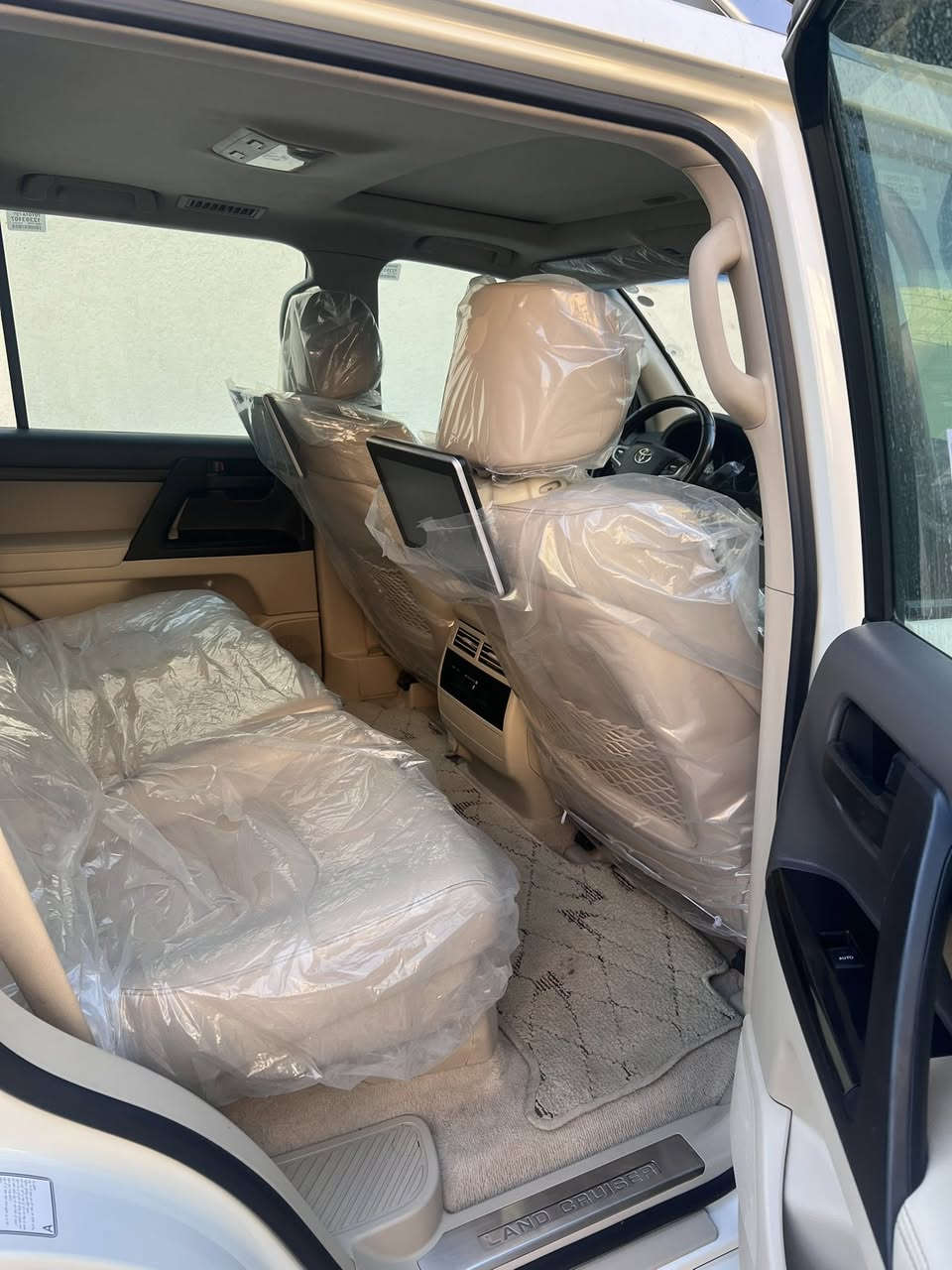 تويوتا 2019 GXR 8 سلندر شركه SAS اصل وفصل سياره مكفوله كفاله عامه كلش جديده مال بيت ما ناقصه اي شي الف ما تصرف عليه مكينه كير شرط زيرو رقم بصره تحويل ثاني يوم سياره عليه تخم تاير دنلوب ياباني انه شاده بايدي تبريد ثلج حداديه طابوكه سياره جديده كلش حتى بيبانه ما مخيسه نضيفات بيع او مراوس حسب القناعه سعره 495 بيه شي قليل الشراي يجي يشوف ويكلب يشلع عيوني رقمي ***********
