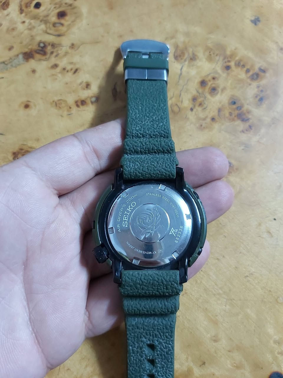 السلام عليكم
ساعه سايكو دايفر أوتوماتيكية سولار طاقة شمسية 
قطر الساعه 44
200 متر ظغط 
ساعه ياباني
أوتوماتيك
اميال ورقام لامينوس 
سعر الساعه 100 ألف
يوجد توصيل


**إذا كنت صاحب هذا الإعلان وتريد حذفه لأي سبب، رجاءا أرسل رسالة إلى الدعم الفني**