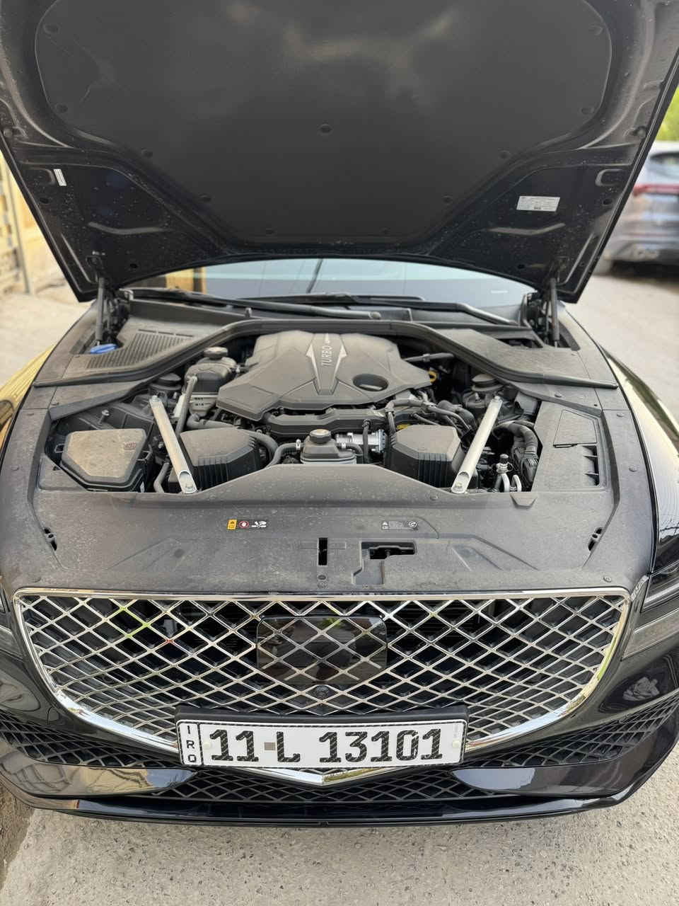 اقل عداد وانظف G80 SPORT 2024 بلعراق  كلة 🔥
📌عداد السيارة : اقل من 900 ميل يعني (زيرو)

📌المواصفات :

حساسات امامي خلفي،تشغيل عن بعد،بانوراما،ستائر خلفية كهرباء وستائر ابواب جانبيه،مقاعد جلد بطراز شكل البقلاوة،مع وجود المساج تدفئة وتبريد المقاعد الأمامية،المقاعد الأمامية كهرباء،خزن ميموري للسائق،رادار امامي وجانبي وخلفي،كامرات محيطية ٣٦٠ درجة مع خاصية ل 3D،فرمله طوارئ،سياقة ذاتيه،تحذير عند الخروج عن المسار،المرآه الجانبيه معتم+ قلابة عند الرجوع الى الخلف،ويل كب تو سايز مع اطارات مشلن بلادي،تحتوي السيارة على مفتاح تشتغل+ التشغل بخاصية الكارت دون الحاجة الى مفتاح السيارة،مقود السيارة كهربائي بلكامل،صندوق كهرباء،نظام سماعات يحتوى على ١٦ سماعة محيطيه،زجاج السيارة مدبل لتقليل الضجيج داخل المقصورة،شحن الموبايل واير ليس،ابل كار بلي، وباقي مواصفات الجنيسيس  ما تخلص

📌نواقص السيارة: بدون نقص برغي 

….
📌حادث جانبي خفيف جداً، باب السائق مبدل فقط بواحد اصلي مطابق ١٠٠٪؜ بيها ربع صبغ باب خلفي صبغ نهاية  الجاملغ الأمامي فقط 

📌ايرباك كشن وبردة فقط وتم ارجاع الأيرباك للكشنات سستم وكالة 

حاله السيارة: ممتازة جداً 

اللوحة: بغداد شبة مميز حرة بأسمي تحويل ثاني يوم

السعر: اتصل وما اقصر وية احد وتدللون لأن هاي السيارة محد يعرف قيمتها غير جنايتها  وتدللون اخوتي 

تفاصيل اكثر 📞*********** المحامي مصطفى الهاشمي⁩.
