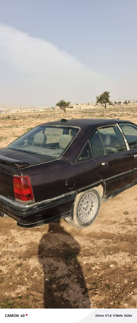 السلام عليكم.. اوميگا للبيع العنوان سنجار (القبائل) قرب بانزينخانة القبائل  السعر 15 بيها مجال للطيبين للاستفسار اكثر رقم صاحبها: *********** متوفر واتساب
