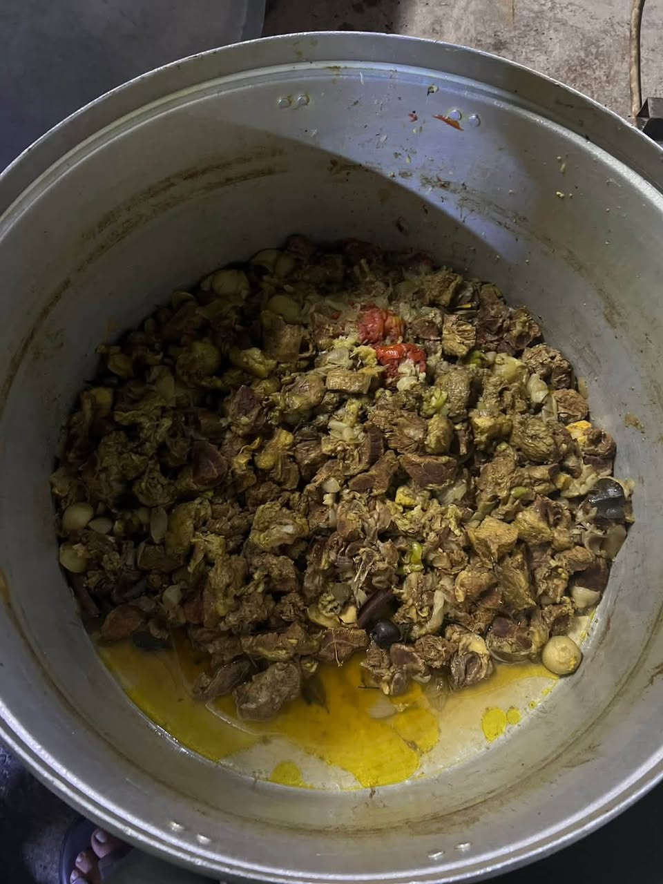 السلام عليكم

🔥 *الحجز مفتوح طيلة أيام شهر محرم وصفر* 🔥  

👨‍🍳 *طباخ درجة أولى - خبرة ومتخصص*  

✅ كادر طبخ  محترف  

✅ متخصص في  وجميع الأكلات الشعبية  

✅ نستقبل كافة الكميات الكبيرة والصغيرة  

  

📅 *للحجز*: قبل يومين أو 3 أيام من الموعد  

📱 *واتساب الطباخ  ***********
